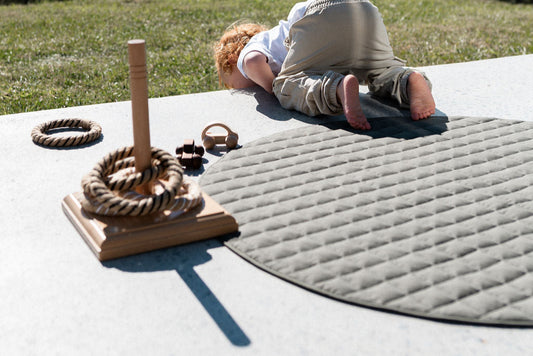 Round Pebble Little Earthling Mat